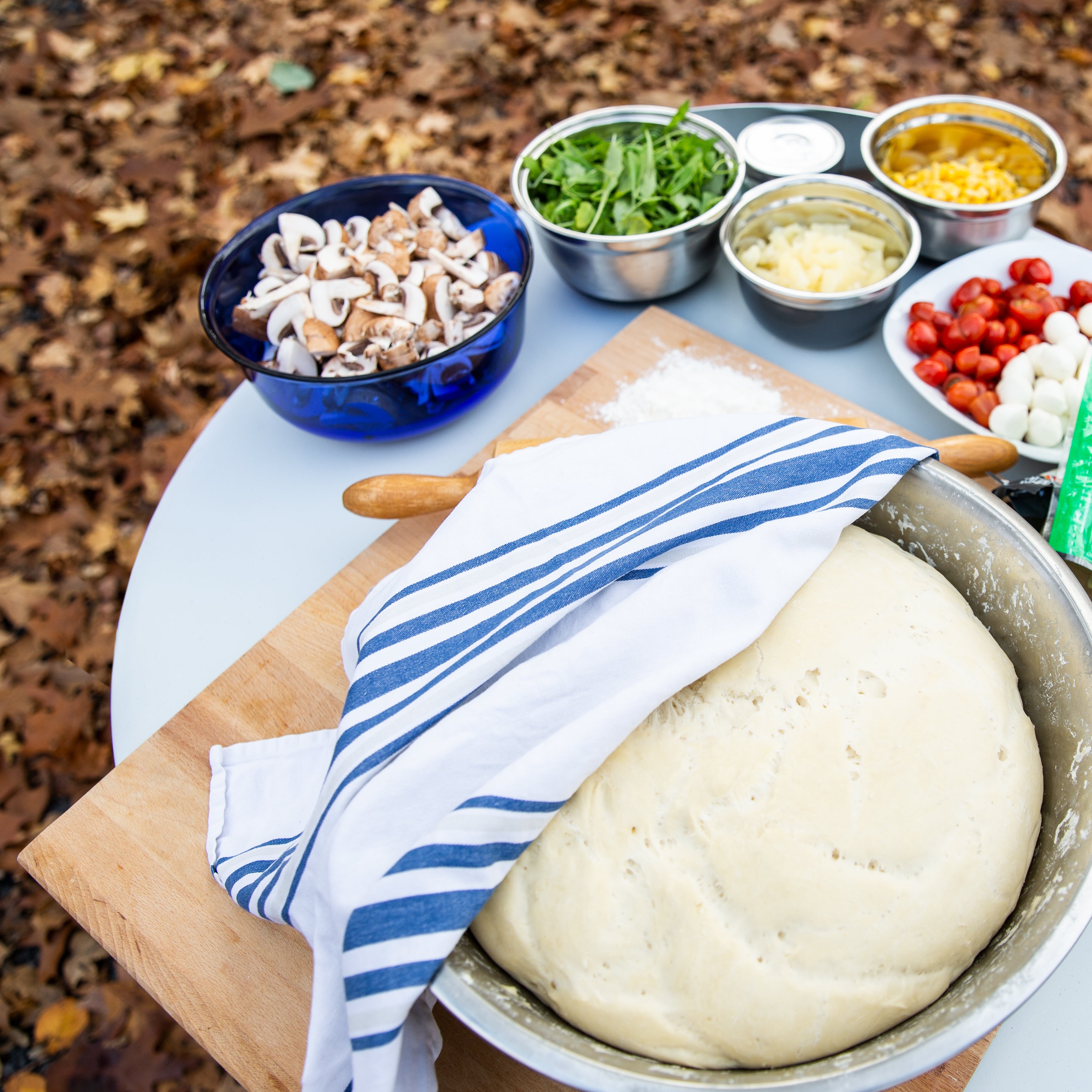 Set Pizzaofen STONEY + Pizzaschneider
