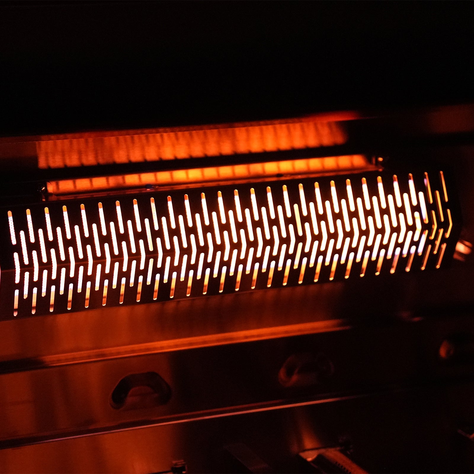 TAINO PLATINUM YAMARA 4+2 Edelstahl Gasgrill 4-Brenner Spar-Angebot mit Abdeckhaube - Heckbrenner