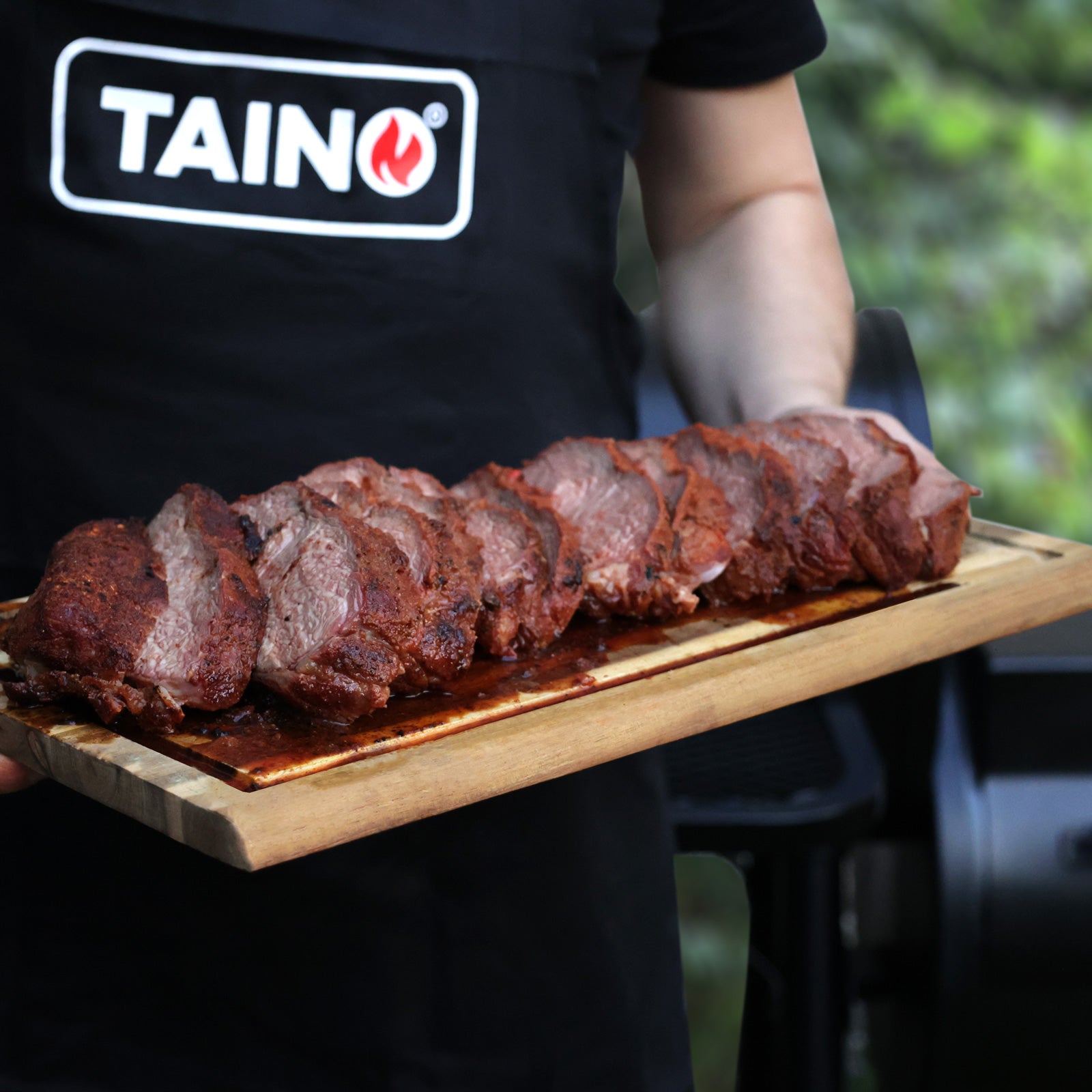 TAINO CHIEF Profi Smoker - Räucherofen - frisch gesmoktes Steak