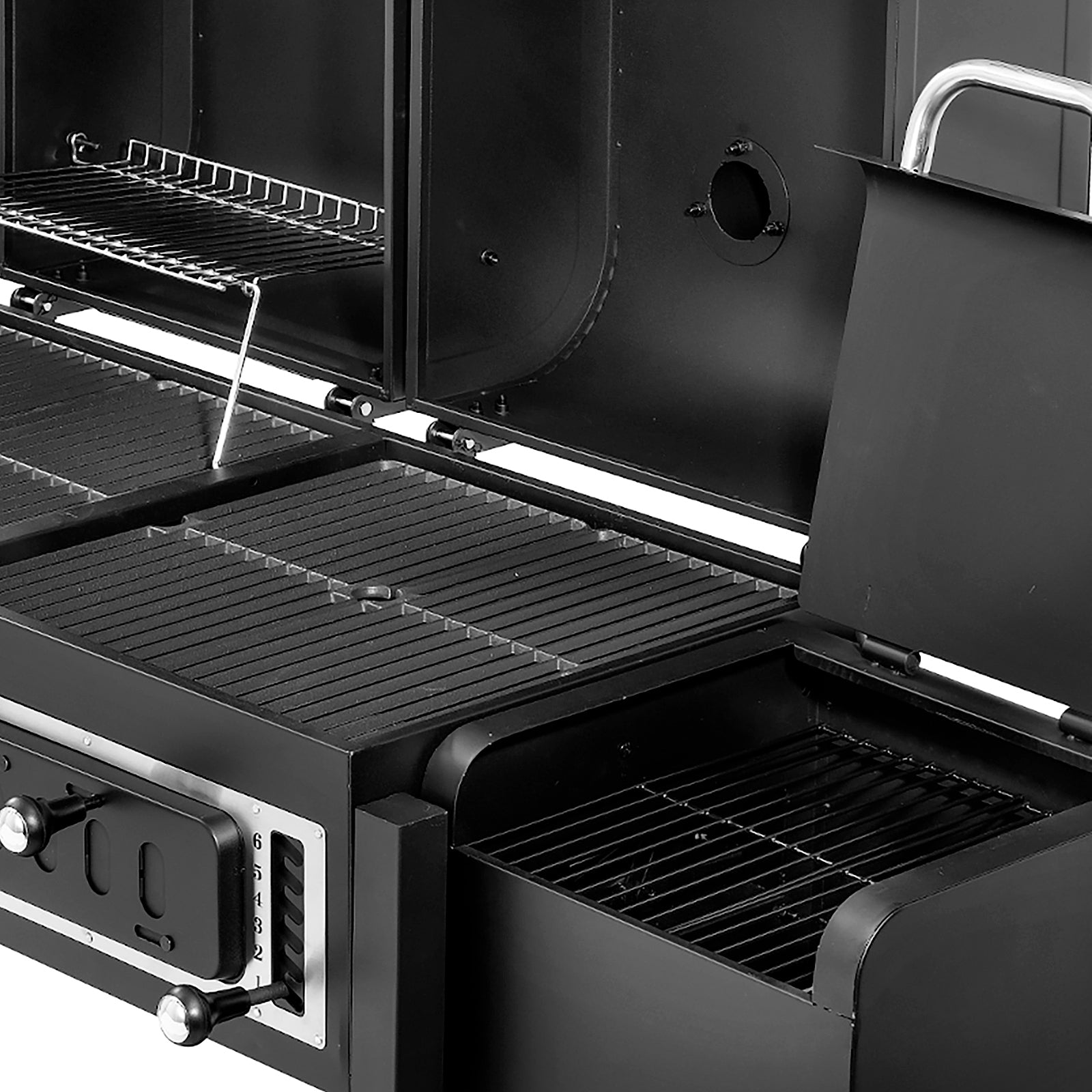 TAINO HERO DUO Detailansicht seitliche Brennkammer und Garraum