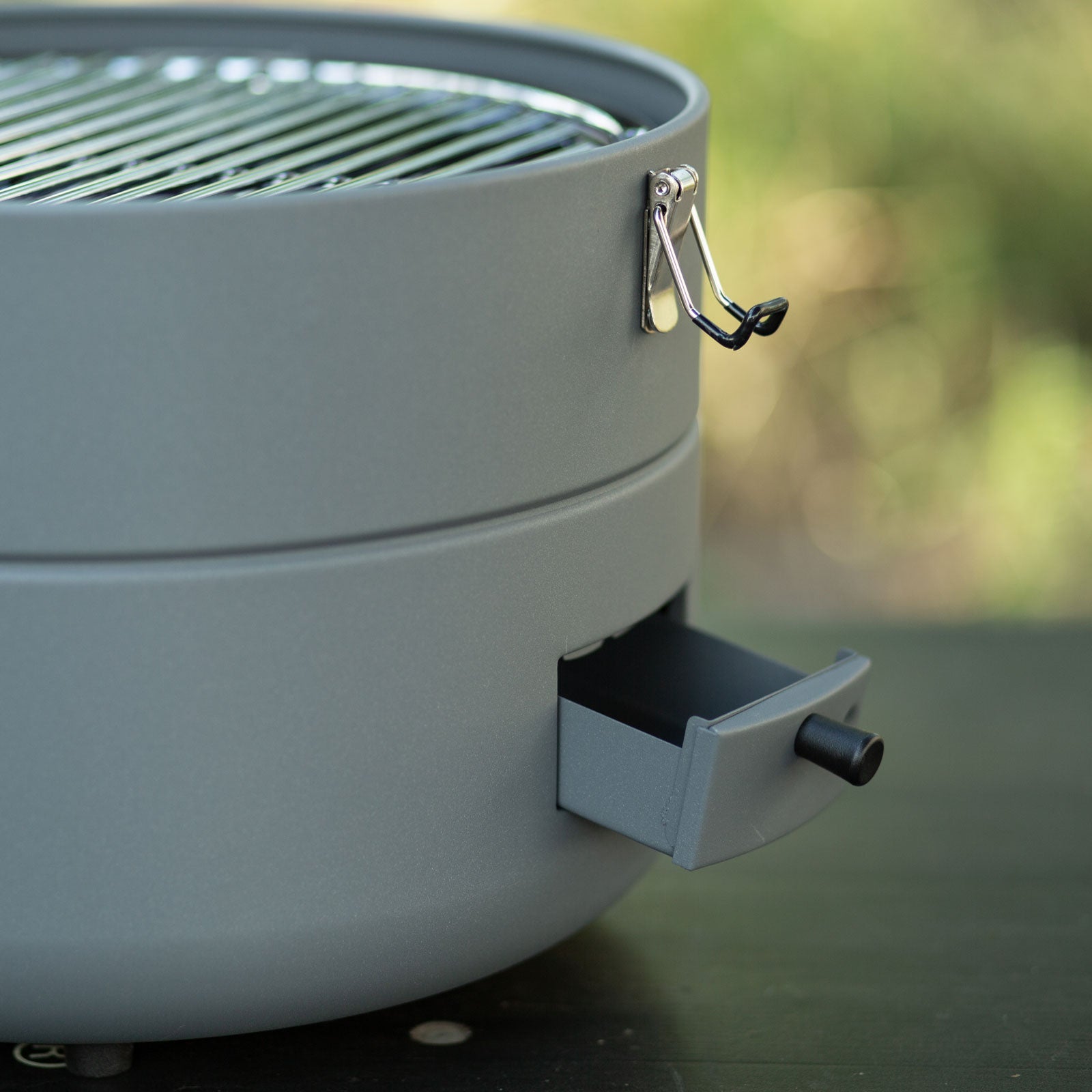 TAINO Grill-to-Go Camping Gasgrill für unterwegs - Fettschale