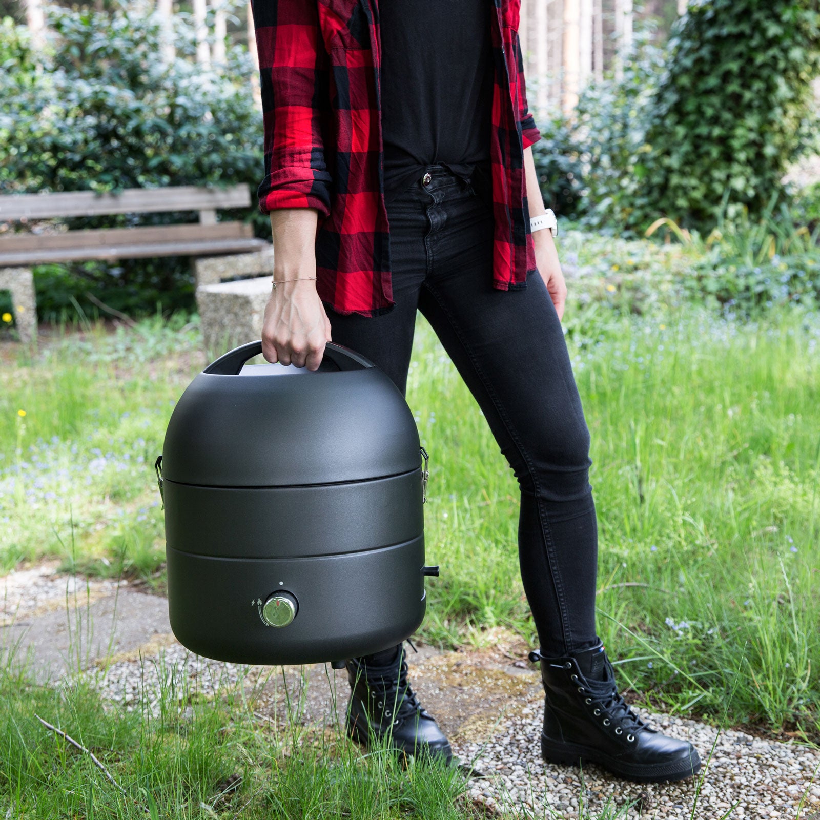 TAINO Grill-to-Go Campinggrill Gas Outdoor Grill - Ambiente unterwegs